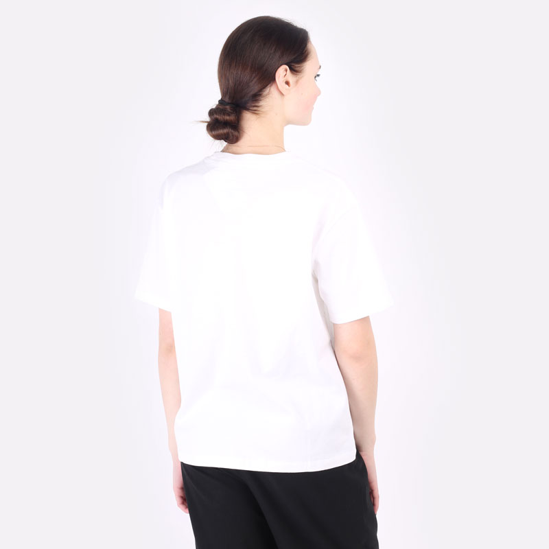 женская белая футболка Jordan Essentials T-Shirt DM5029-100 - цена, описание, фото 3
